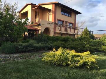 Фотографии Дома для отпуска guesthouse Maxi г. Бердянск (Украина) №1 Фото Дома для отпуска guesthouse Maxi г. Бердянск 1