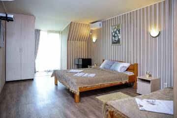 Фото номера Люкс с террасой Отель Katrin Hotel г. Бердянск 5