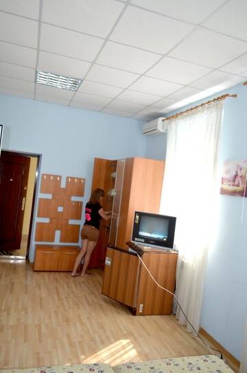 Фото номера Улучшенный двухместный номер с 1 кроватью Гостевой дом Guest house Azovets г. Бердянск 3