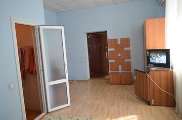 Фото номера Улучшенный двухместный номер с 1 кроватью Гостевой дом Guest house Azovets г. Бердянск 10