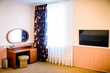 Фото номера Апартаменты с 2 спальнями Отель Hotel Mon Senior г. Бердянск 4
