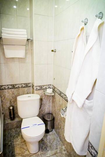 Фото номера Апартаменты с 2 спальнями Отель Hotel Mon Senior г. Бердянск 17