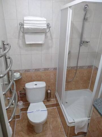 Фото номера Большой двухместный номер с 1 кроватью Отель Hotel Mon Senior г. Бердянск 13