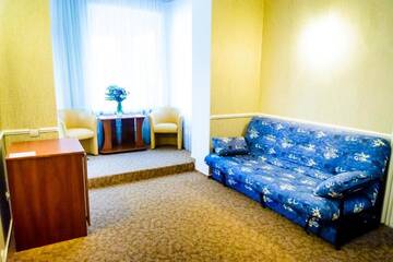 Фото номера Апартаменты с 2 спальнями Отель Hotel Mon Senior г. Бердянск 8