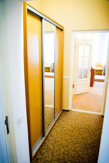 Фото номера Апартаменты с 2 спальнями Отель Hotel Mon Senior г. Бердянск 15