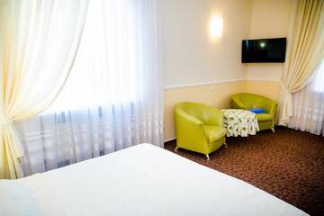 Фото номера Апартаменты с 2 спальнями Отель Hotel Mon Senior г. Бердянск 9