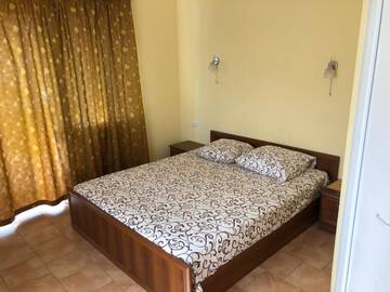 Фото номера Двухместный номер Делюкс с 1 кроватью и душем Гостевой дом Guest House Gostinnyi г. Бердянск 10