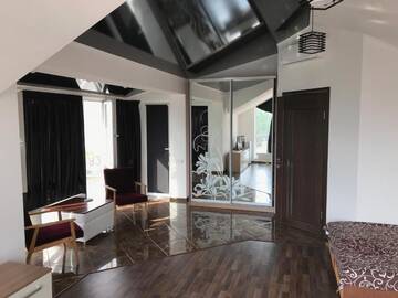 Фото номера Роскошный четырехместный номер Гостевой дом Guest House Gostinnyi г. Бердянск 2