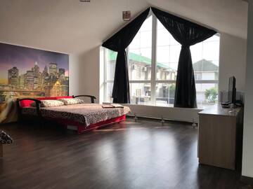 Фото номера Роскошный четырехместный номер Гостевой дом Guest House Gostinnyi г. Бердянск 11