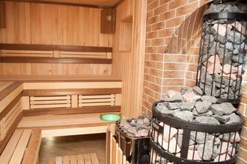 Фото номера Апартаменты с 1 спальней Гостевой дом Guest House - Italiyska Street г. Бердянск 43