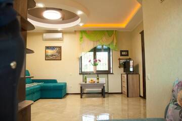 Фото номера Апартаменты с 1 спальней Гостевой дом Guest House - Italiyska Street г. Бердянск 19