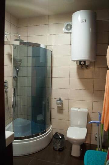 Фото номера Апартаменты с 1 спальней Гостевой дом Guest House - Italiyska Street г. Бердянск 29