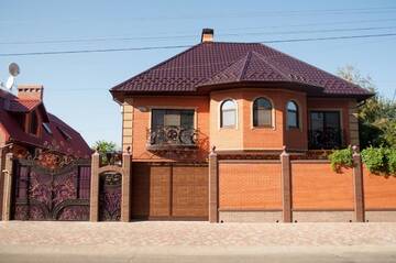Фото номера Апартаменты с 2 спальнями Гостевой дом Guest House - Italiyska Street г. Бердянск 8