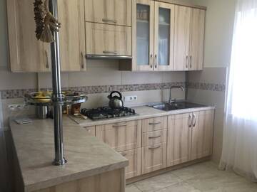 Фото номера Дом с 5 спальнями Дома для отпуска Tinyayev-house г. Бердянск 8