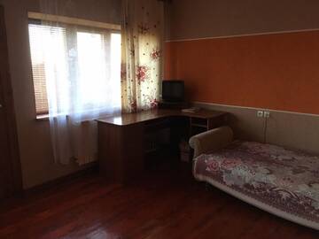 Фото номера Дом с 3 спальнями Дома для отпуска guesthouse Maxi г. Бердянск 8