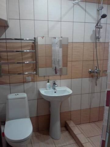 Фото номера Дом с 3 спальнями Дома для отпуска guesthouse Maxi г. Бердянск 11