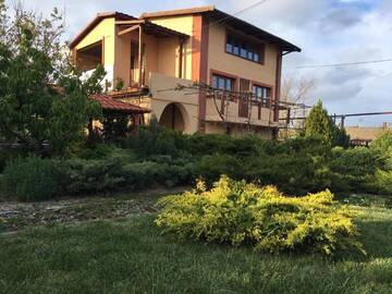 Фото номера Дом с 3 спальнями Дома для отпуска guesthouse Maxi г. Бердянск 21